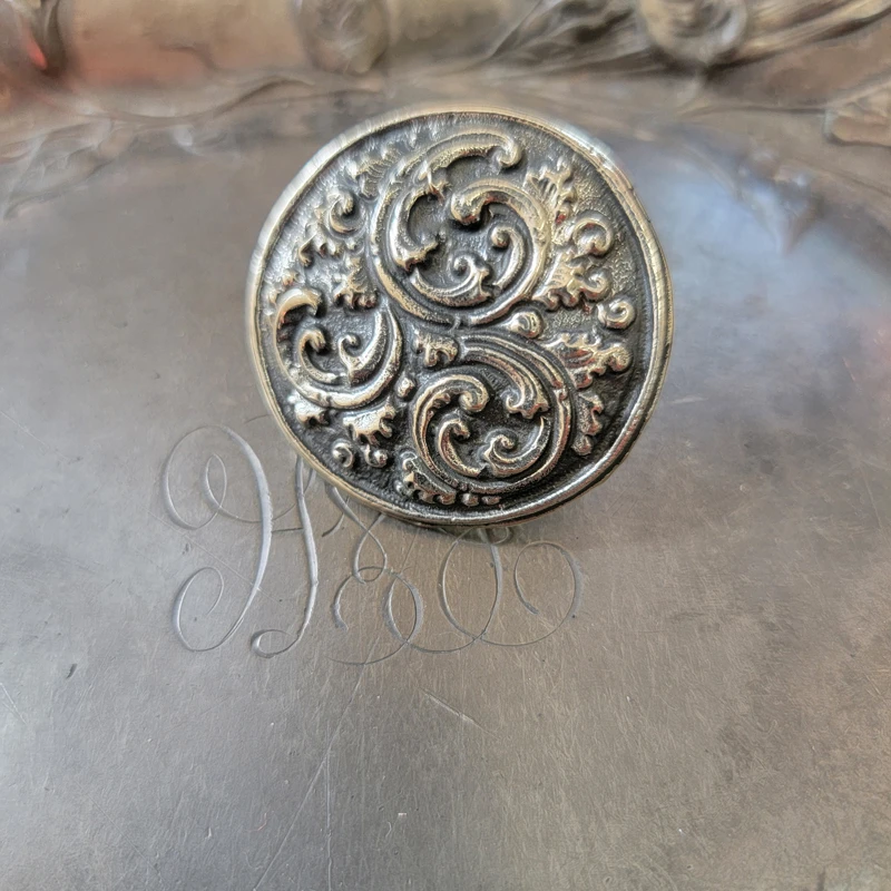 Neo-Baroque Large Repoussé Stud Button - Glossy Solid