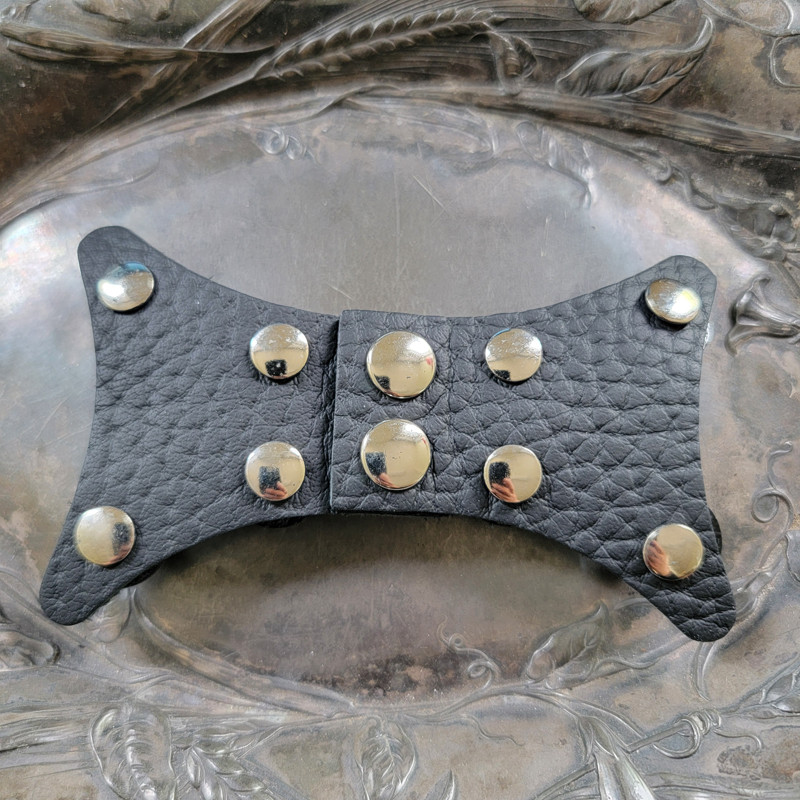 Gate Hinge Pebble Black Screw-in Snap Closure