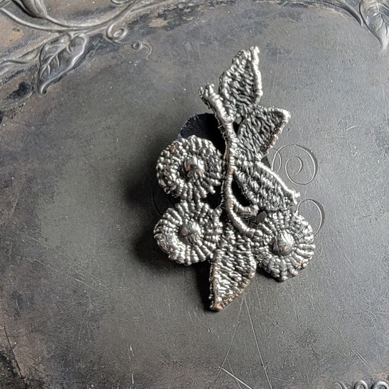 Sunflower Lace Stud Brooch with Cuff Option - JUL Designs Sunflower Lace Stud Brooch with Cuff Option - JUL Designs