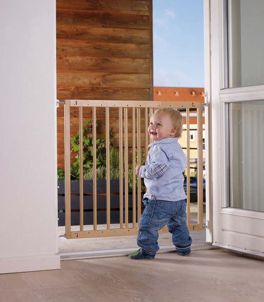 BabyDan Multidan Beechwood Safety Gate (60.5 -102 cm) BabyDan Multidan Beechwood Safety Gate (60.5 -102 cm)
