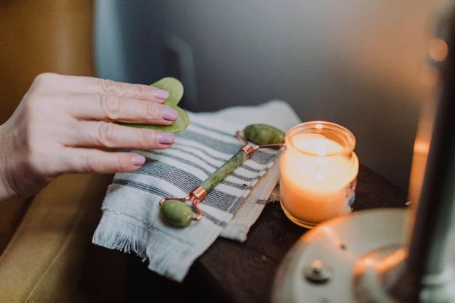 How Massage Candles Can Elevate the Manicure and Pedicure Experience