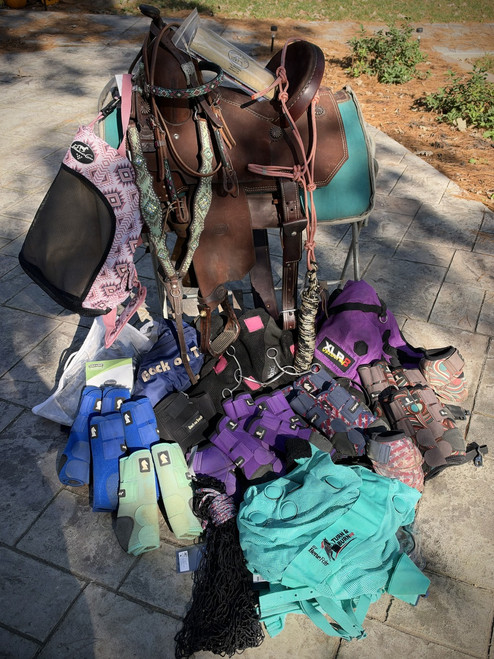 RANDOM DRAW - The Ultimate Saddle & Tack Bundle - 4 WINNERS! 1 HUGE GRAND PRIZE + 3 ADDITIONAL WINNERS - 225 spots @ $36 each. - Quantity 1 = 1 spot. (188 / 225 AVAILABLE)