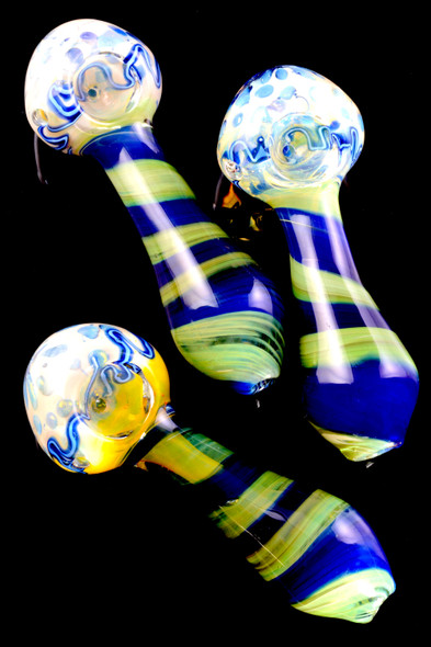 Color Changing Reverse Spiral Striped Glass Pipe - P2446