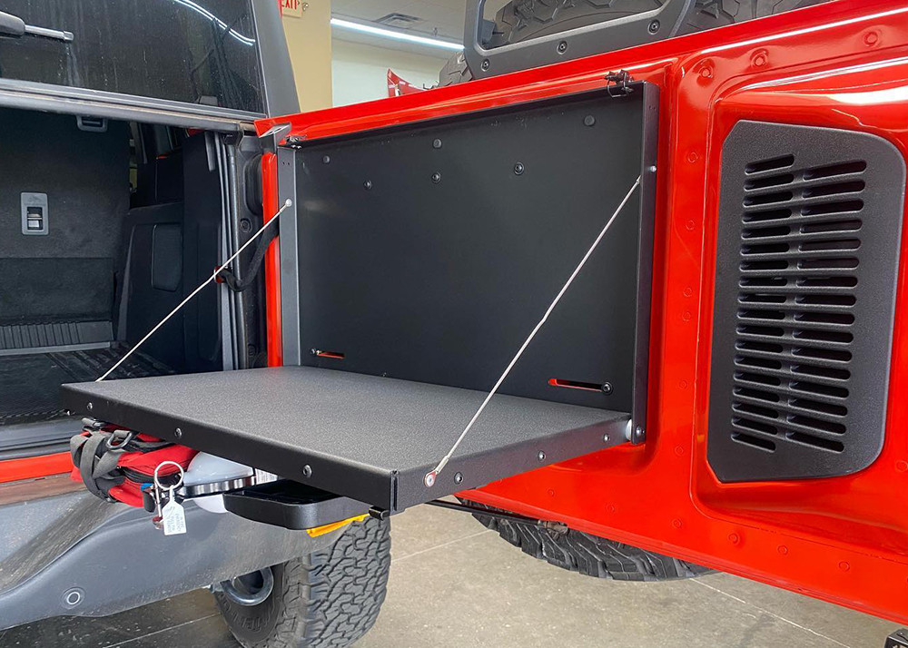 Foutz 21+ Bronco Adapt-A-Panel Tailgate Fold Down Table Kit