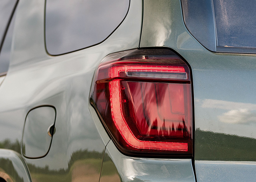 Morimoto XB LED Tail Lights: 10-23 4Runner (Gen 2) (Red) - LF738