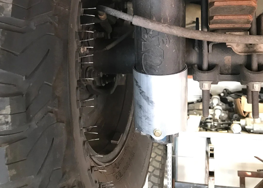 Foutz Raptor Rear Shock Guard | Offroad Alliance