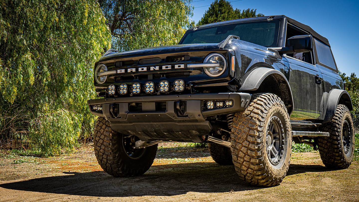 Baja Designs 6XL Linkable Bumper Light Bar Kit, Toggle Harness: 21+ Bronco, Bronco Raptor, OEM Steel Bumper - 447750