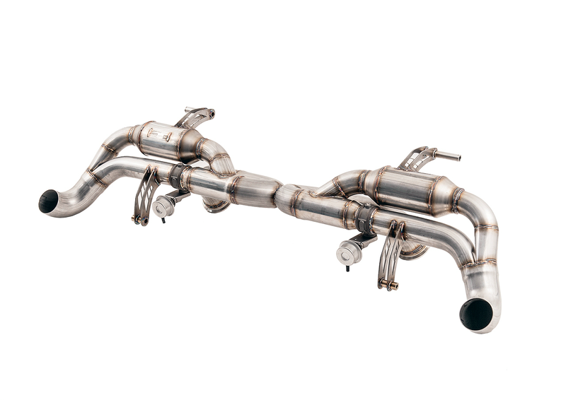 AWE SwitchPath Exhaust for Audi R8 V10 Spyder - 3025-31026
