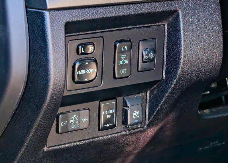 NACHO Toyota Push Button Dash Switch