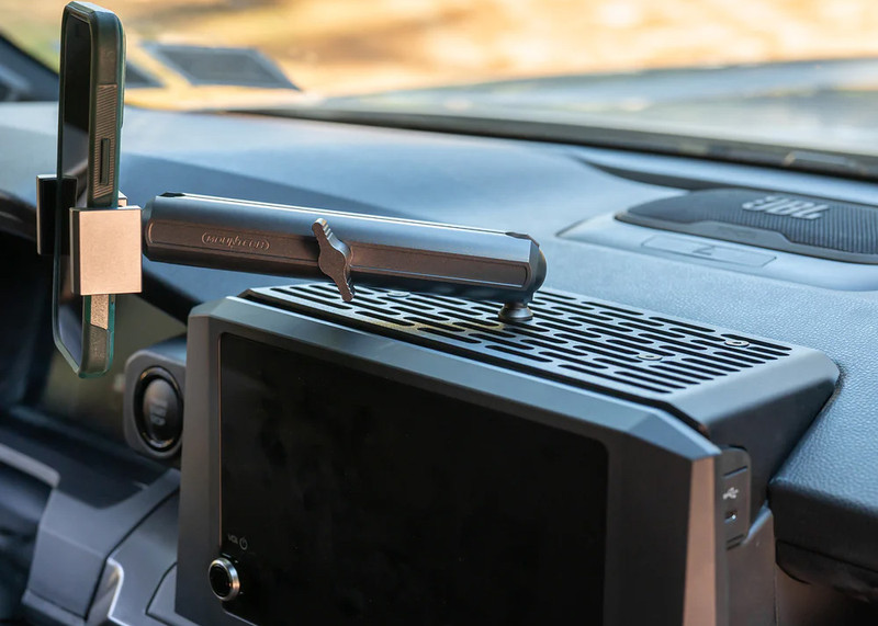 BuiltRight Dash Mount: 24+ Tacoma (w/ 8" Screen)