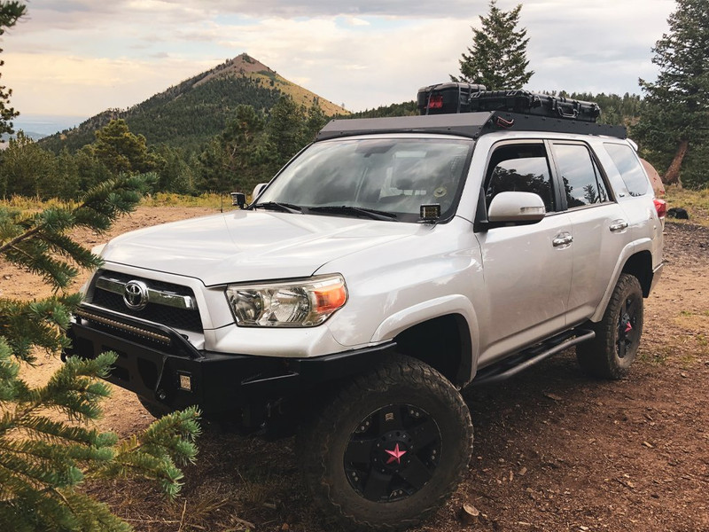 Cali Raised LED 10-21 4Runner Economy Roof Rack Rack Only With Light Bar cut-out No Switch - 39360975798314