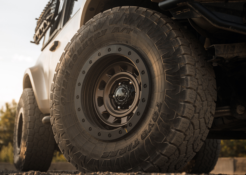 Black Rhino AXLE ラングラーDURATRACK275/55R20 Black Rhino Axle Wheel for 07-20 Jeep Wrangler JL, JK & Gladiator