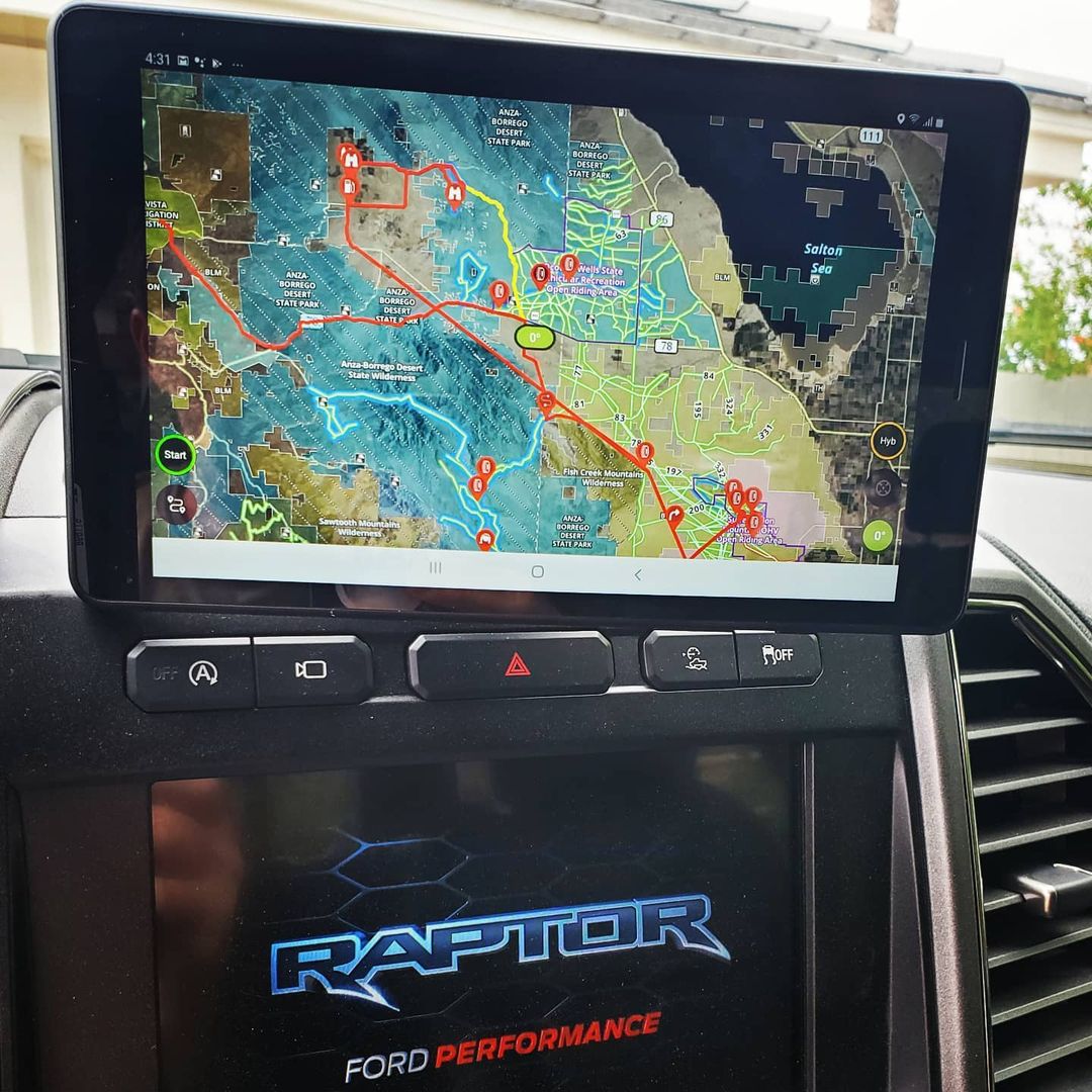 Ford Raptor BuiltRight Dash Mount with RAM mounting solution for Samsung Tablet