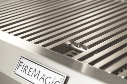 Fire Magic Aurora 540i Built-In 30" Gas Grill Analog Style - Grate Fire Magic Aurora 540i Built-In 30" Gas Grill Analog Style - Grate