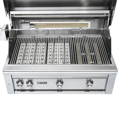 Lynx 36" Freestanding Grill - 1 Trident Infrared Burner with Rotisserie | Traditional grill burners are inconsistent, because their metal changes as they cook Lynx 36" Freestanding Grill - 1 Trident Infrared Burner with Rotisserie | Traditional grill burners are inconsistent, because their metal changes as they cook