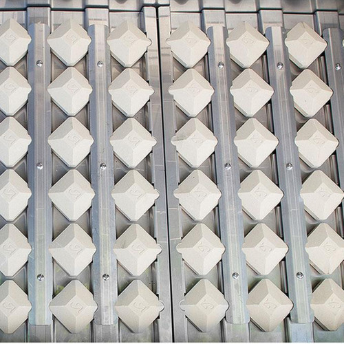 Alfresco Grills 30" Sear Zone Built-In Gas Grill | Eliminates hot and cold spots, making the effective grilling area 100% of the grilling surface.