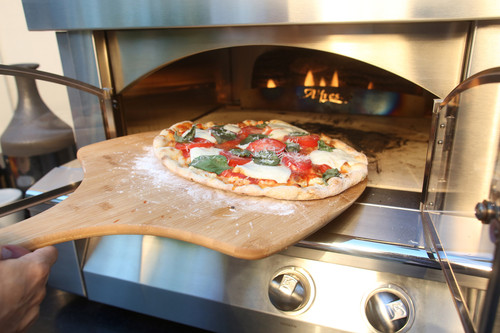 Alfresco Grills 30" Countertop Gas Pizza Oven | Full 8.5″ opening with stainless steel-framed glass doors Alfresco Grills 30" Countertop Gas Pizza Oven | Full 8.5″ opening with stainless steel-framed glass doors