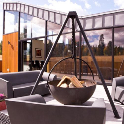 Cowboy Cauldron The Ranch Boss Outdoor Fire Pit and Grill - Adjustable height to accommodate any patio furniture or location.