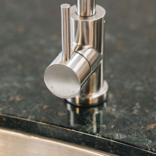 TrueFlame 19" Undermount Sink | Hot and Cold Faucet