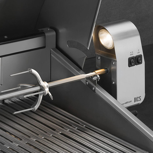 DCS 36" 7 Series Built-In Gas Grill | A halogen light is designed to illuminate the entire cooking surface for perfect night grilling. DCS 36" 7 Series Built-In Gas Grill | A halogen light is designed to illuminate the entire cooking surface for perfect night grilling.