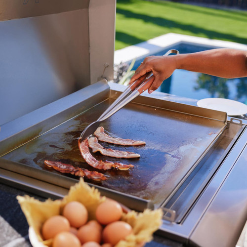 Blaze 30" LTE+ Built-In Gas Griddle | Reliable flame thrower ignition makes lighting the griddle simple