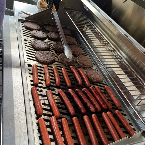 Wildfire Ranch Pro 36" Built-In Gas Grill | 833 sq. in. Grilling Area Wildfire Ranch Pro 36" Built-In Gas Grill | 833 sq. in. Grilling Area