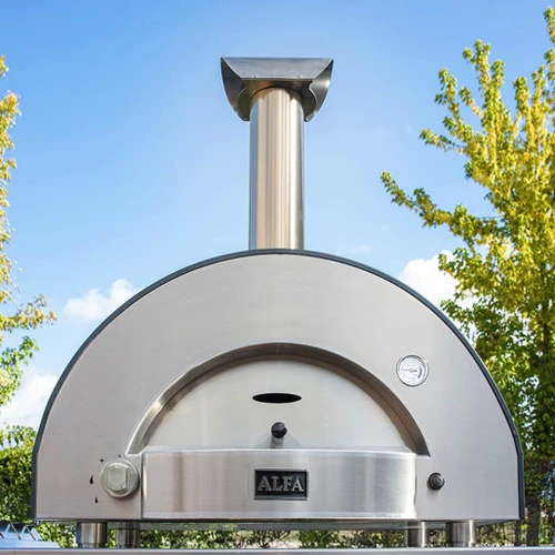 Alfa Classico 2 Pizze Wood-Fired Pizza Oven | This pizza oven, in fact, will allow you not only to prepare a fragrant pizza, but also to make countless other recipes such as: bread, roasts, lasagne, vegetables and desserts.