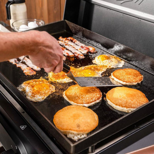 Traeger Irontop 2-Burner Gas Griddle | Wind guards lock in heat and block out wind