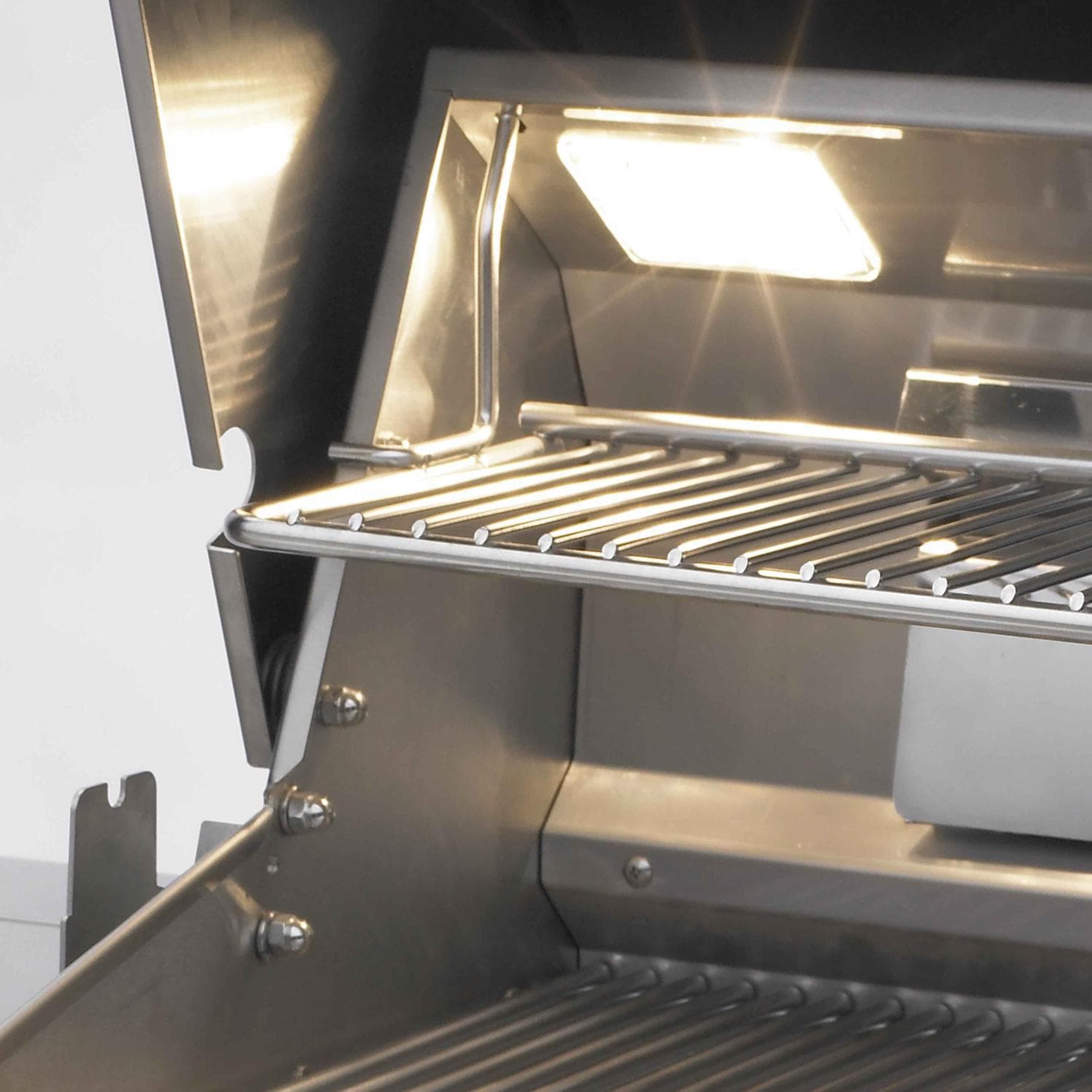 Fire Magic Aurora A660i Built-In 30" Gas Grill - Analog Style  - Interior Lighting