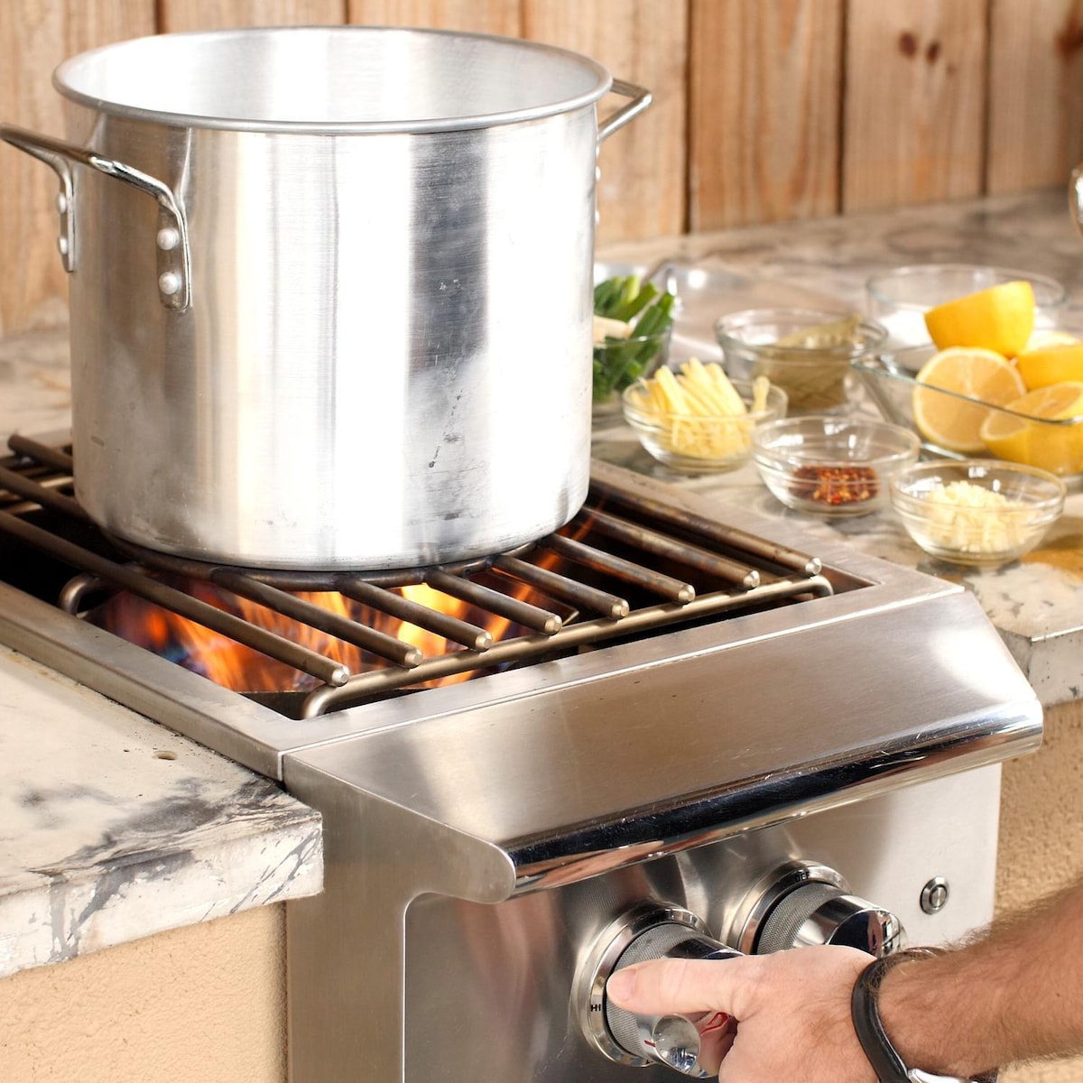 Blaze LUX High Performance Built-In Gas Power Burner | Efficient design brings water to a boil in half the time compared to other power burners on the market