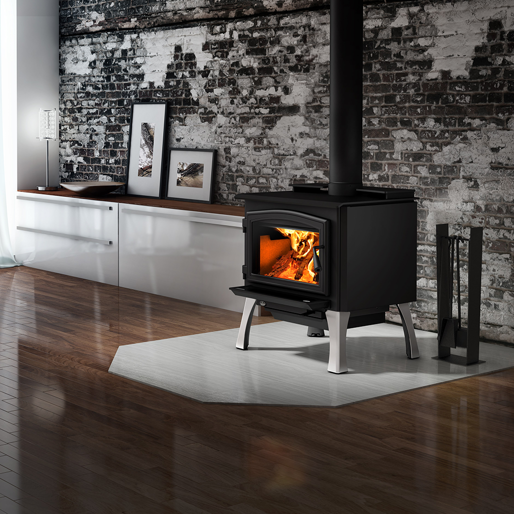 Osburn 2000 Large Wood Stove With Blower | The 2000 model remains one of the most popular wood stoves in the Osburn range.