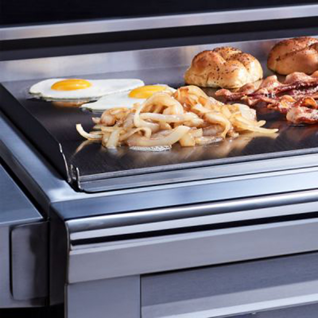 Lynx Grills 30" Asado Grill on Mobile Kitchen Cart | Reliable speed—the Hot Surface Ignition system lights burners quickly and safely