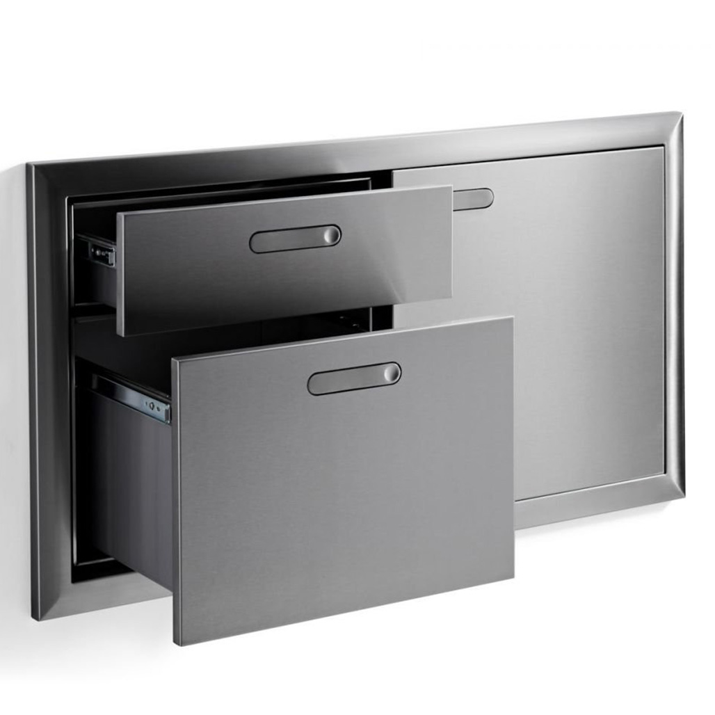 Lynx Grills 42" Ventana Door Drawer Combo | Tidy enclosure—rubber trim around the frame helps block dust and water