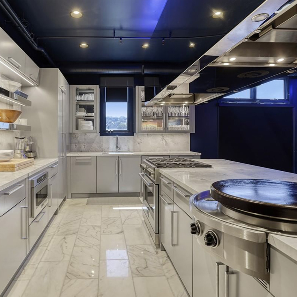 Evo Affinity 30GP Indoor 30" Cooktop Drop-in with Seasoned Cook Surface | Cooking techniques: sauté, braise, flattop (Plancha) grilling, pan fry, roast, poach, steam, toast