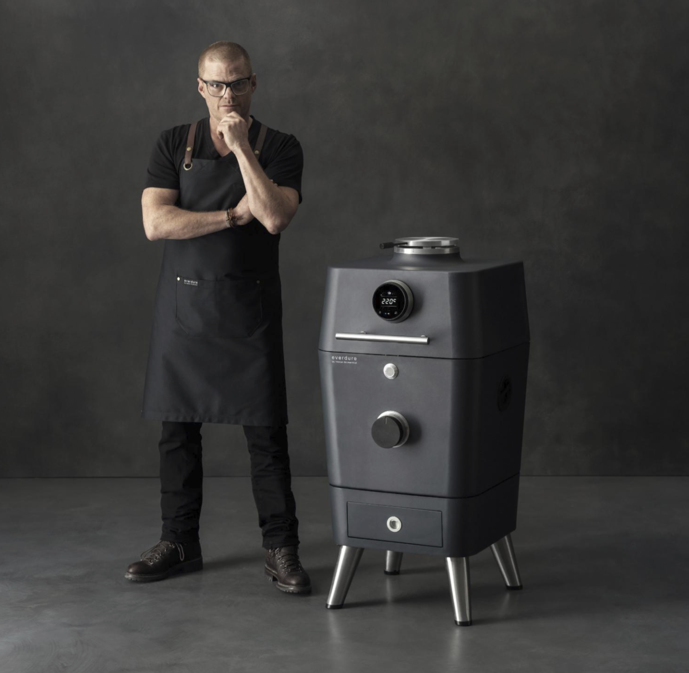 Heston Blumenthal 4K Red & Smoker