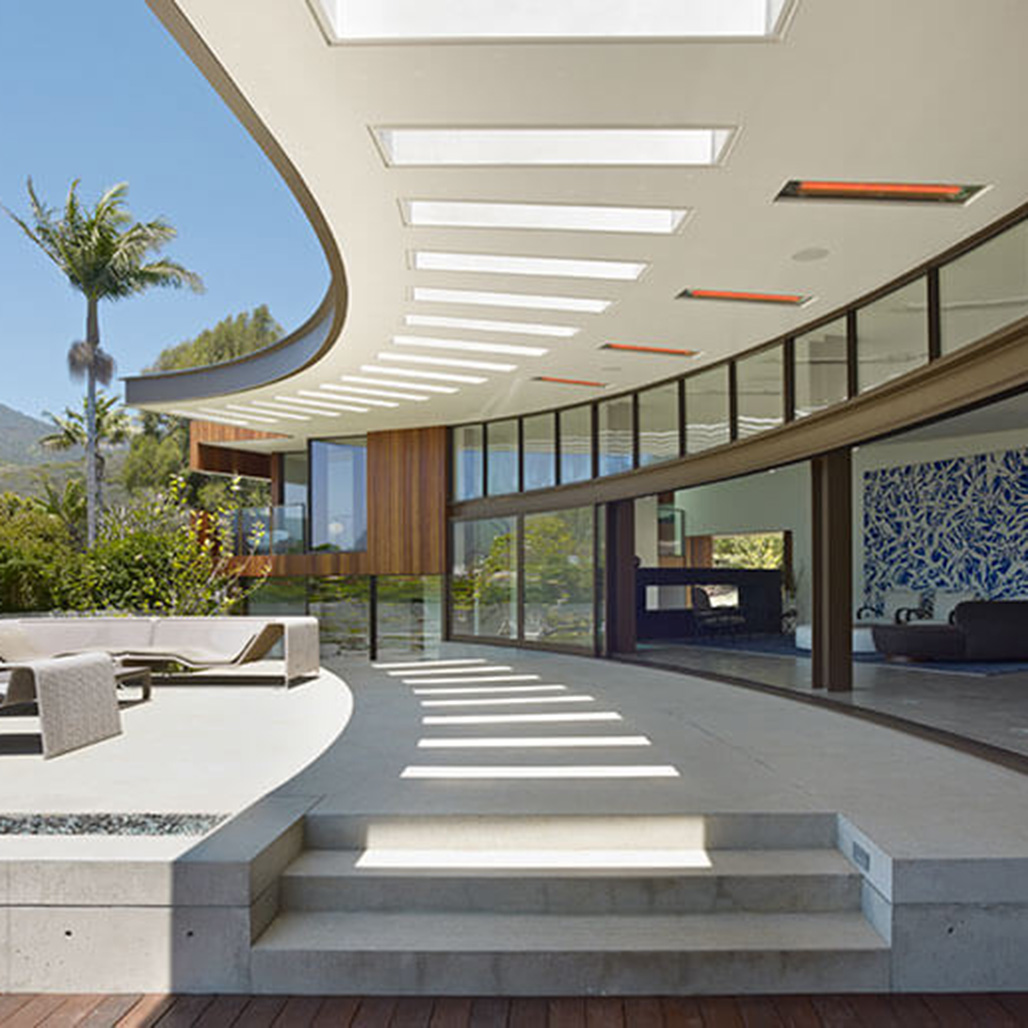 Infratech WD Series 3000 Watt 33" Outdoor Electric Heater - Dual Element | Approximate 8' x 8' Heat Coverage