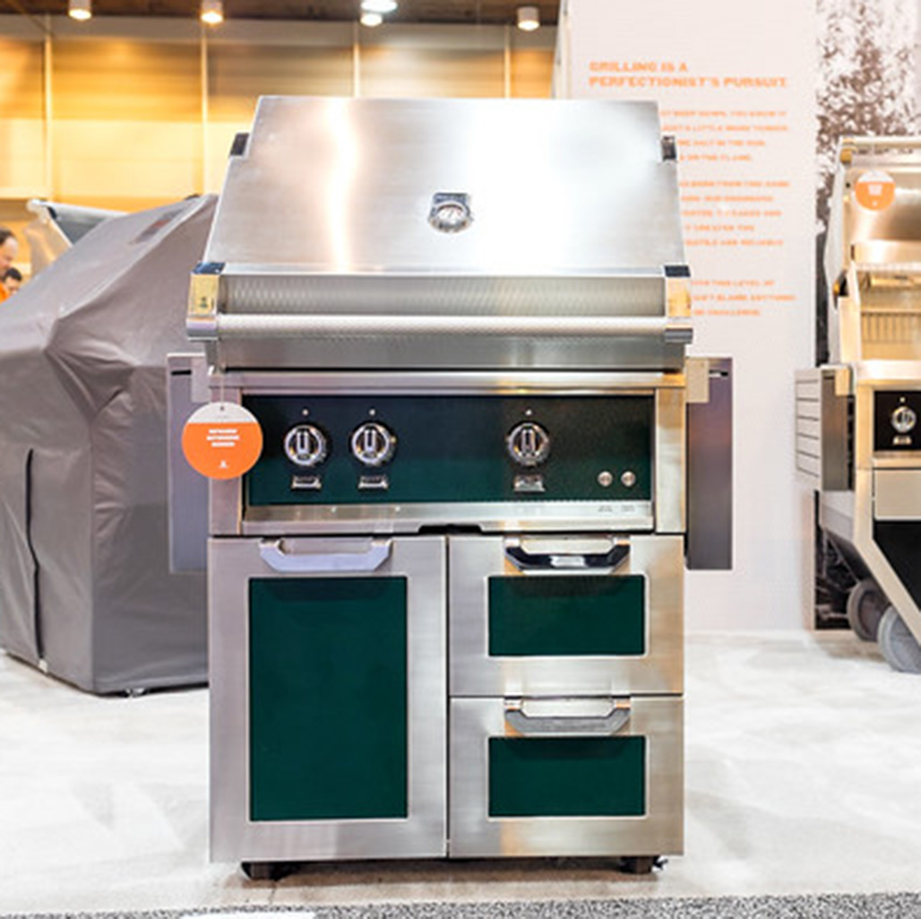 Hestan 30" Gas Grill with Tower Cart - GCD Series | Patented heavy-duty Horizon HoodTM opens easily with spring-assisted hinges and holds place at desired height for easy access.