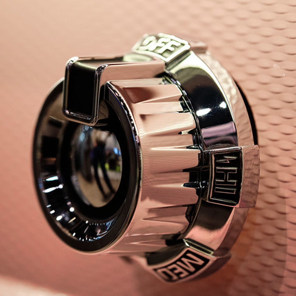 Aspire by Hestan 42" Built-In Gas Grill | Hot surface ignition system.