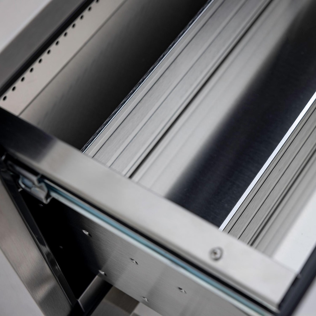 Blaze 23.5" Double Drawer Refrigerator | LED lighting