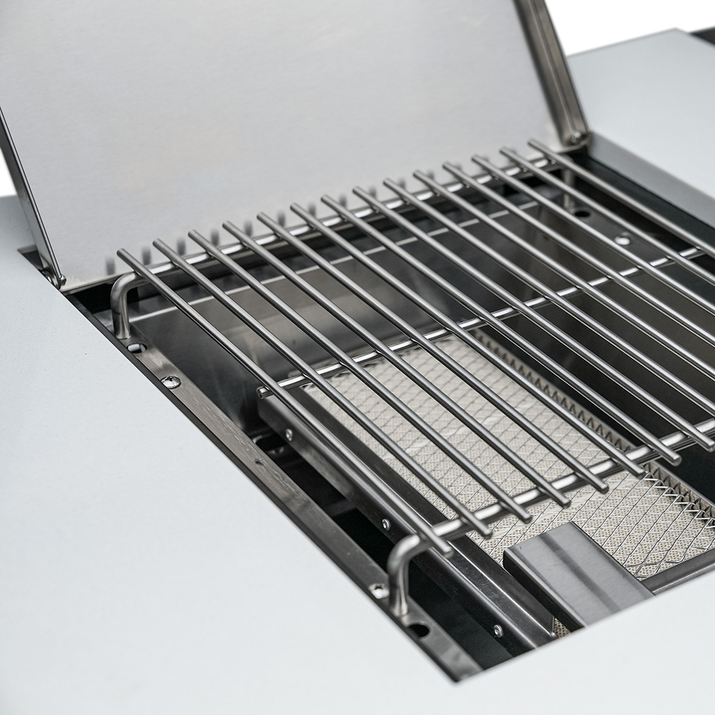 Mont Alpi 400 Deluxe Island | Infrared side burner for searing and boiling