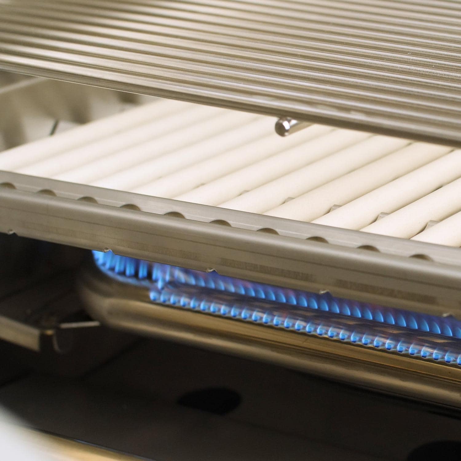 DCS 48" Series 9 Freestanding Gas Grill | 3 U-burners