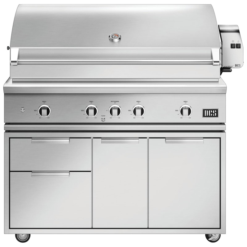 DCS 48" Series 9 Freestanding Gas Grill | Secondary cooking surface allows you to use a wide repertoire of cooking styles and cater for a crowd