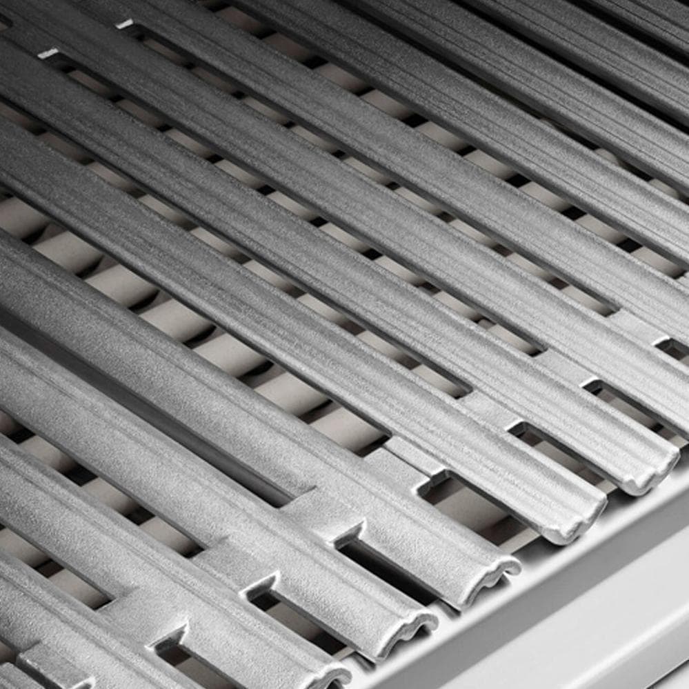 DCS 36" Series 9 Freestanding Gas Grill | An infrared rotisserie burner provides controlled searing heat up to 14,000BTU.