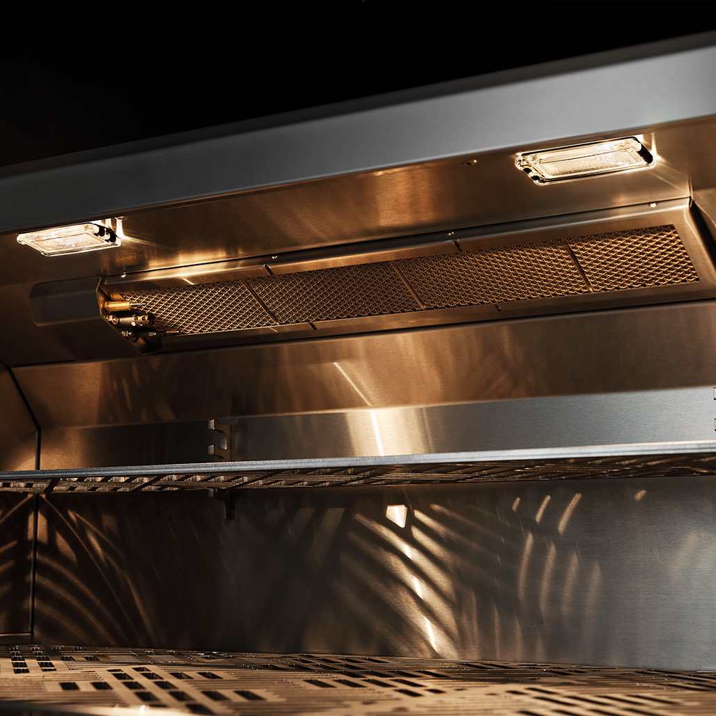 Kalamazoo K1000 Freestanding Hybrid Fire Grill with Burner | Built from heavy-gauge 304 stainless steel