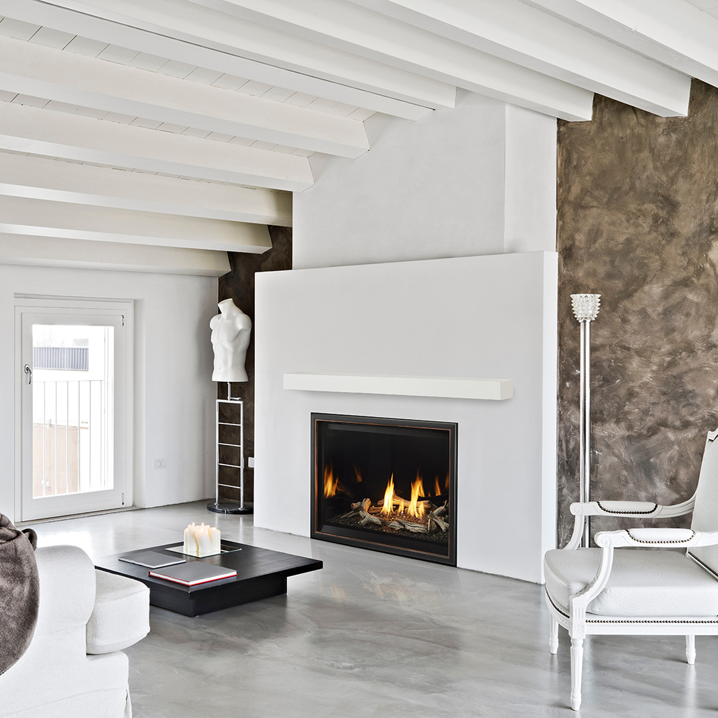 Heat N Glo 42" 8K Series Gas Fireplace | LED Lighting