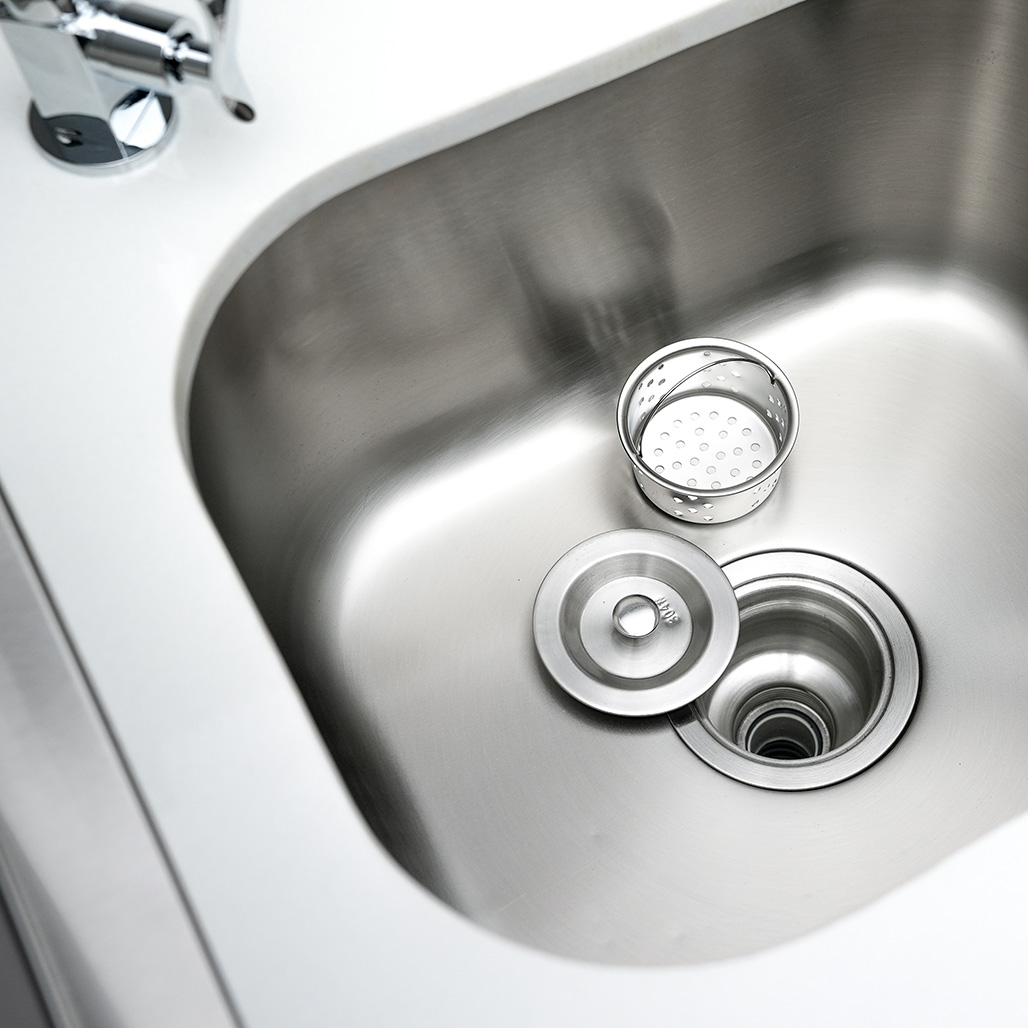 Mont Alpi 6-Burner Deluxe Island with 90-Degree Corner, Kegerator, Beverage Center and Fridge Cabinet | Stainless Steel Sink