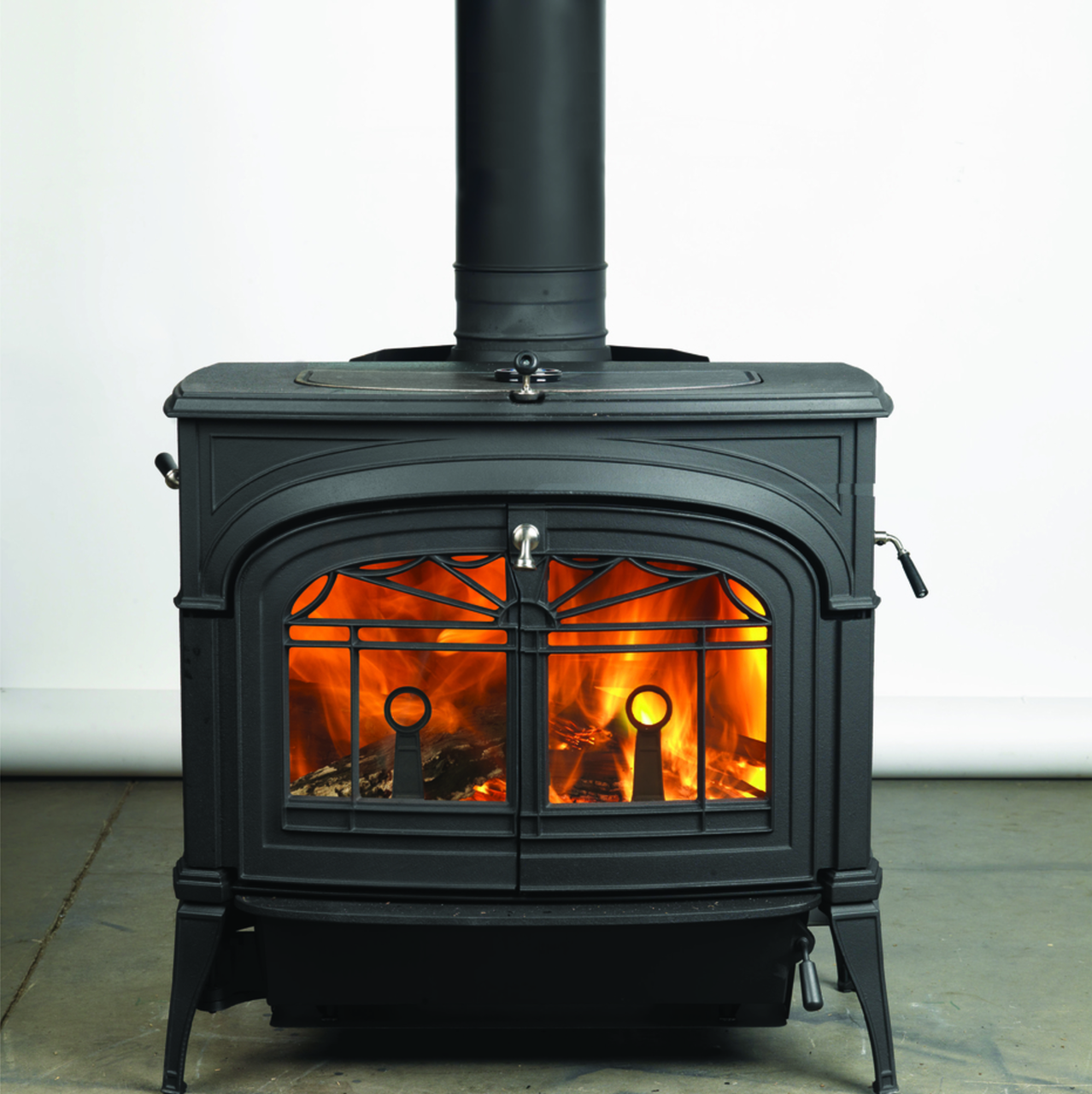 Vermont Castings Encore Wood Stove | Shown in Classic Black