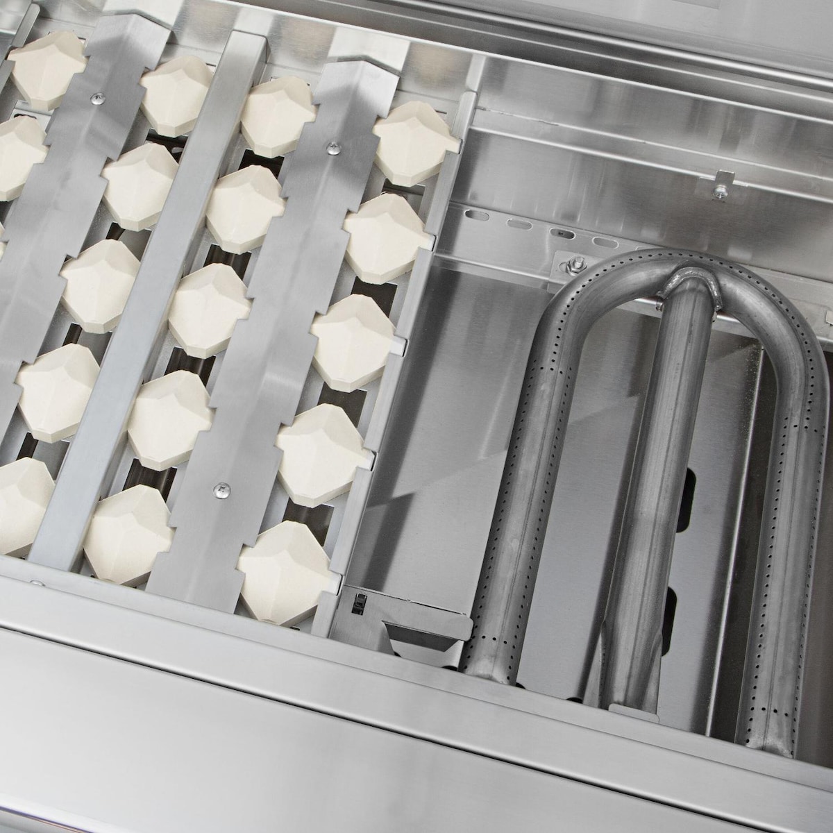 Delta Heat Dometic 38" Freestanding Gas Grill | Stainless steel grilling grates and Ceramic Briquettes facilitate even radiant heat distribution