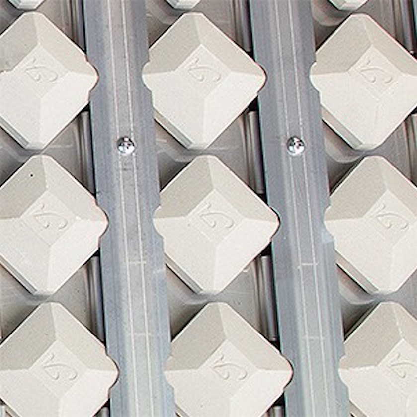 Alfresco Grills 36" Standard Freestanding Gas Grill | Eliminates hot and cold spots, making the effective grilling area 100% of the grilling surface