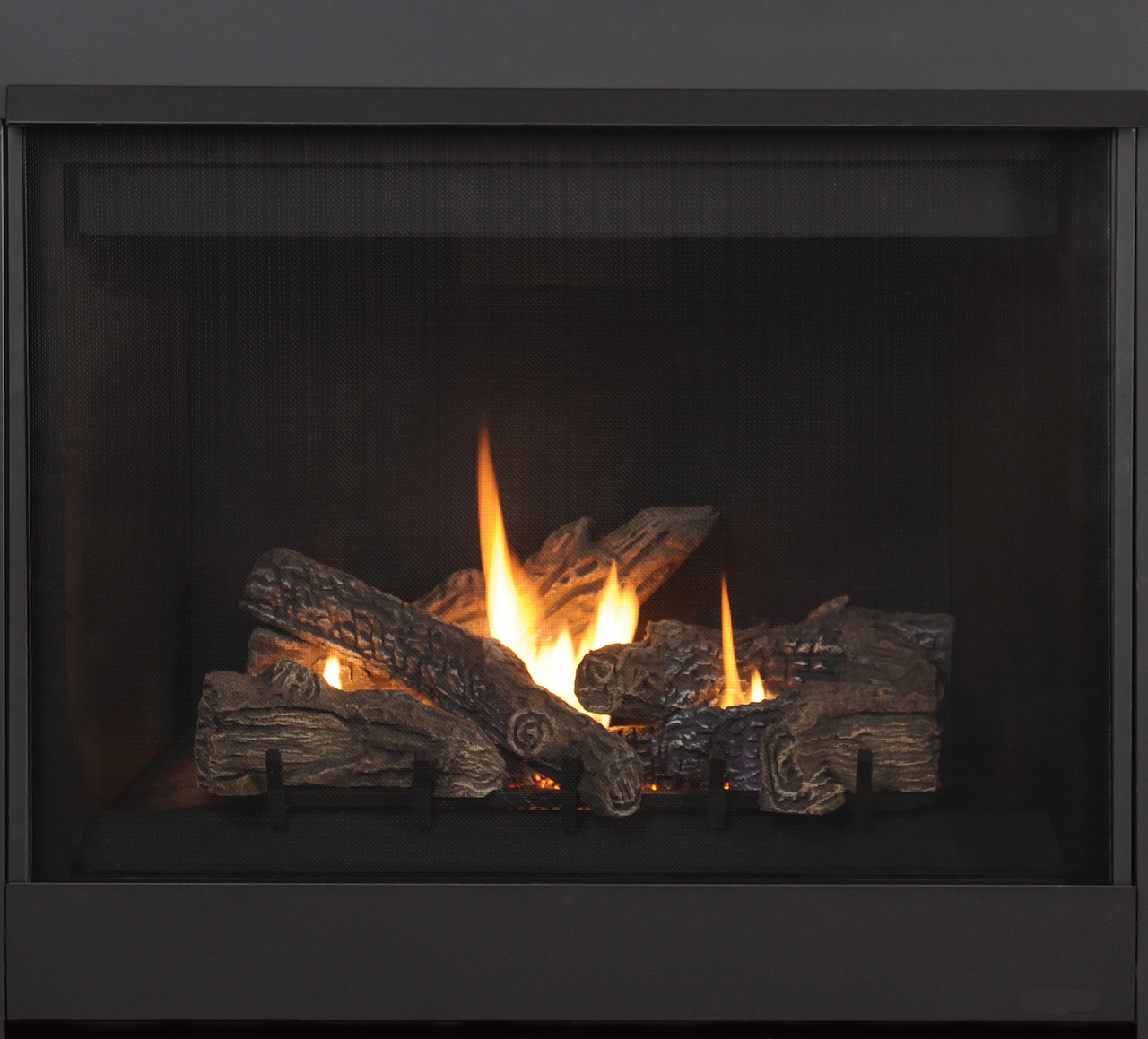Superior 35" DRT2035 Gas Direct Vent Fireplace | Shown with Standard Black Liner